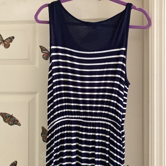 Striped maxi dress with pockets - Picture 4 of 7